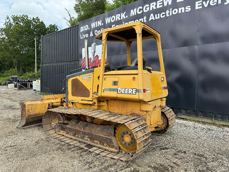 deere-550h-lgp-image-2