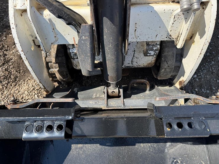 2020-bobcat-mt85-image-10
