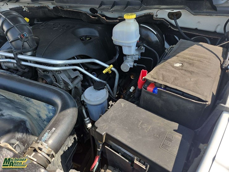 2010-dodge-ram-1500-image-35