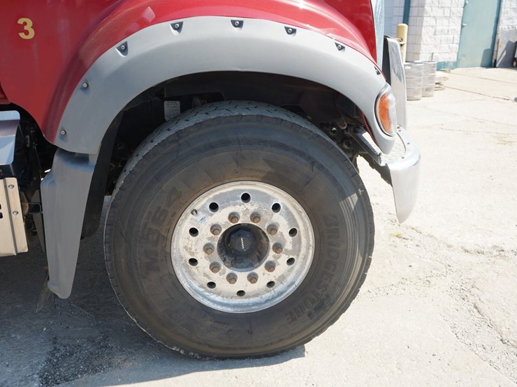 2018-mack-granite-gu713-image-25