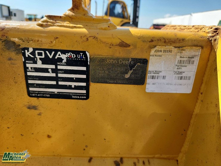deere-410l-image-19