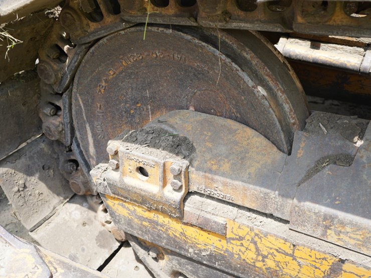 komatsu-d65e-6-image-40