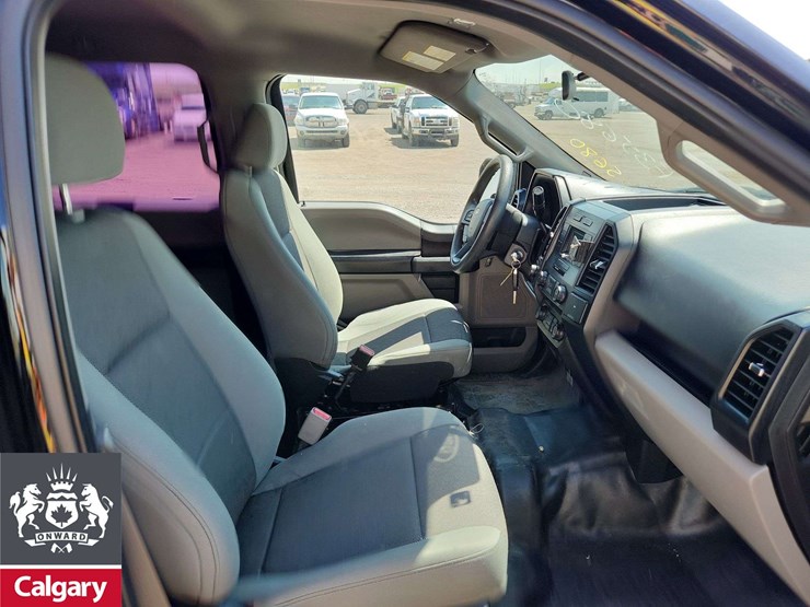 2016-ford-f150-image-18