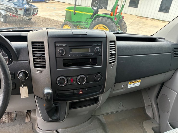 2007-dodge-3500-image-10