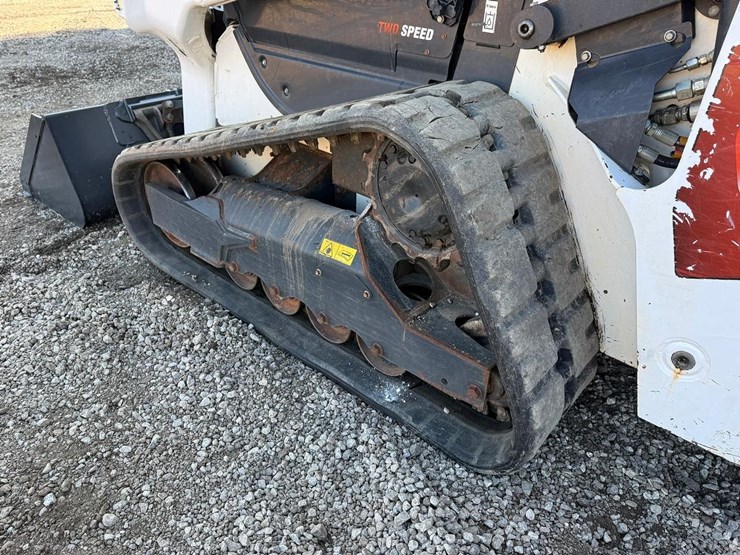 2021-bobcat-t64-image-17