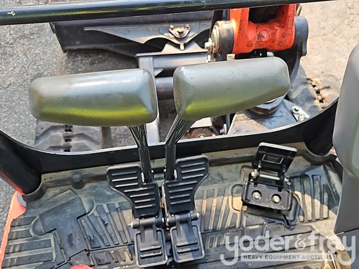 2024-kubota-kx033-4-image-31