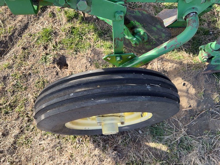john-deere-no.-55-a-b-h-pull-type-three-bottom-plow-image-12
