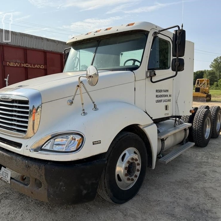 2003 FREIGHTLINER COLUMBIA 120