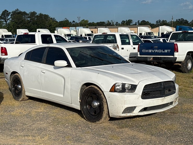 #84003-•-2012-dodge-charger-image-2