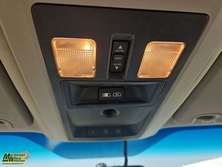 2010-dodge-ram-1500-image-10