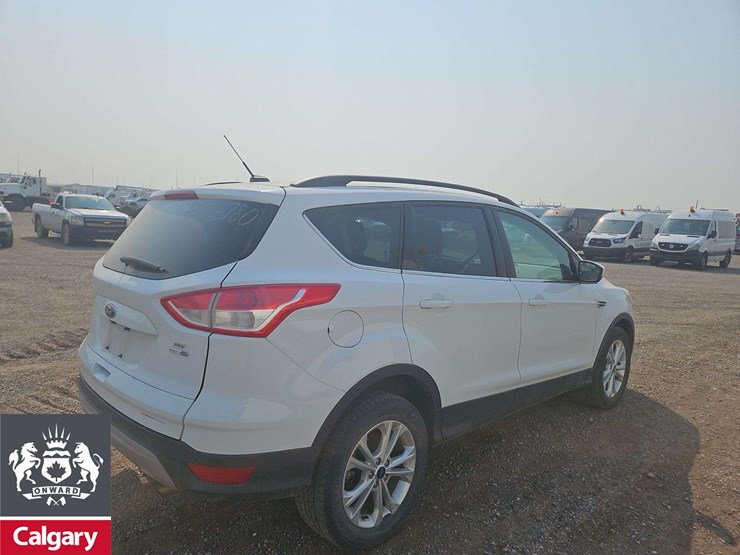 2016-ford-escape-image-5