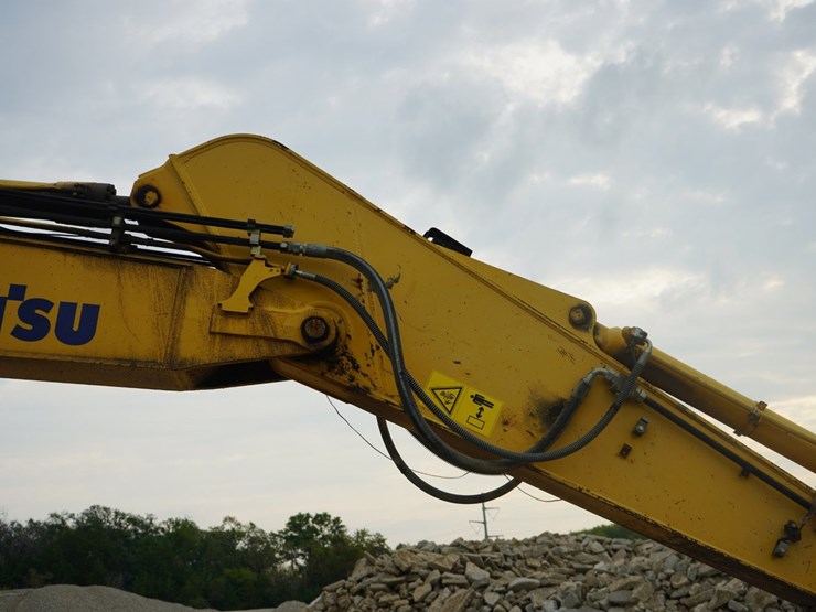 2006-komatsu-pc220-lc-8-image-18
