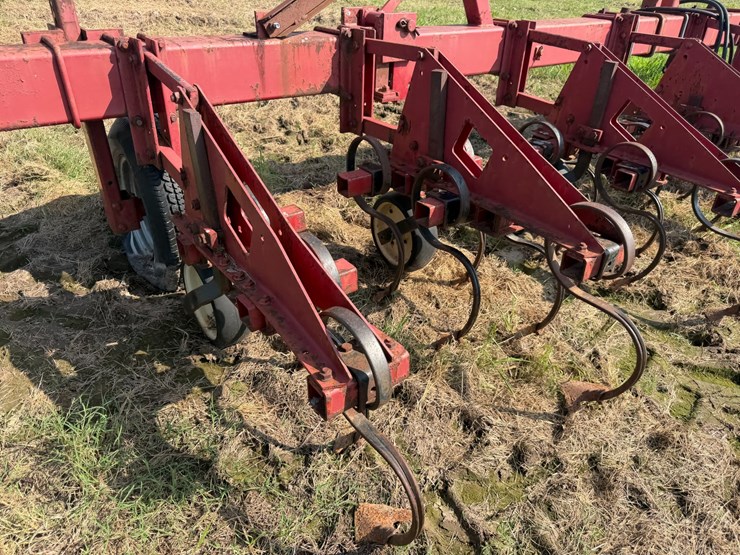 case-ih-183-image-26