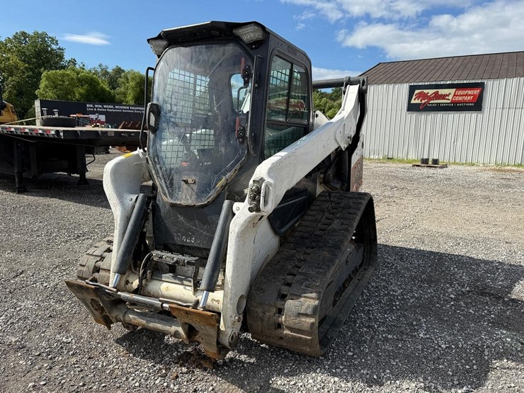 2020-bobcat-t76-image-8
