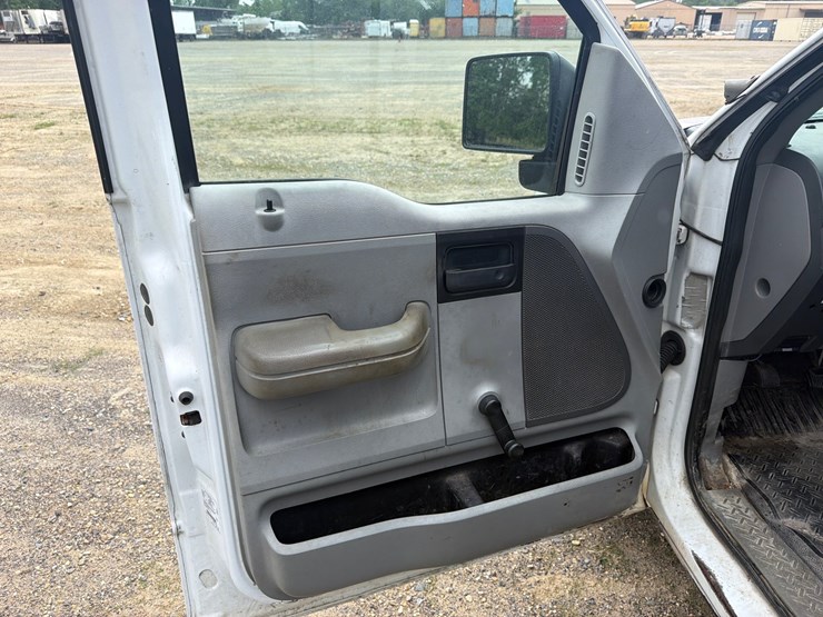 2005-ford-f150-image-10
