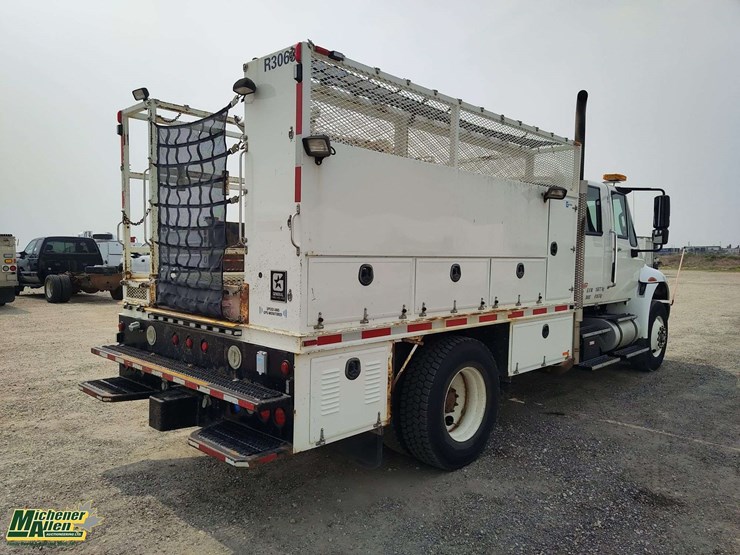 international-durastar-4400-image-4