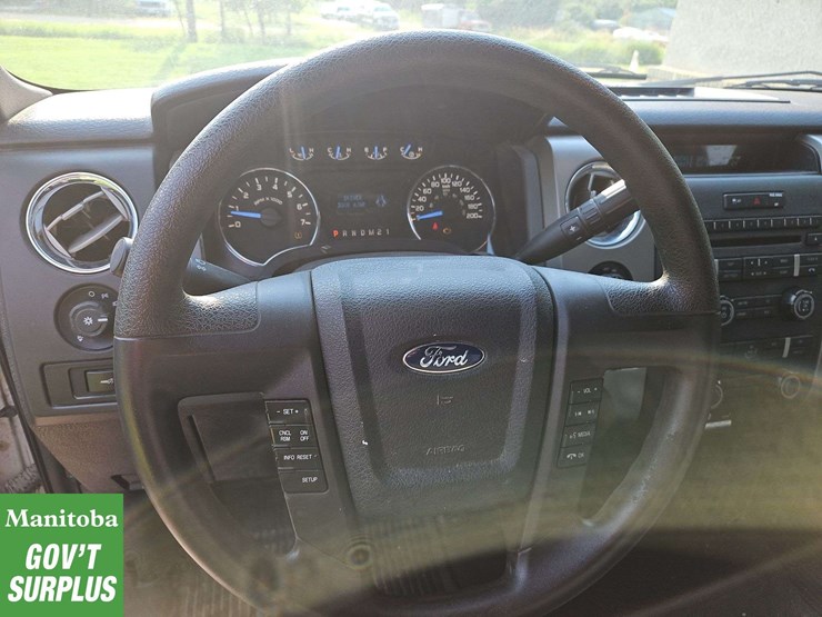 2012-ford-f150-xlt-image-26
