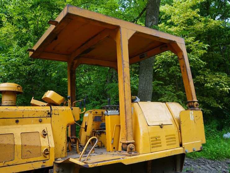 komatsu-d65e-6-image-8