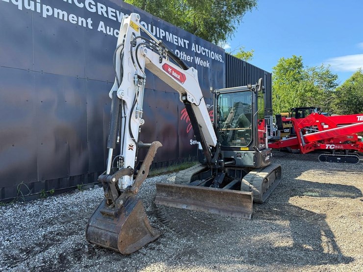 2021-bobcat-e60-image-7