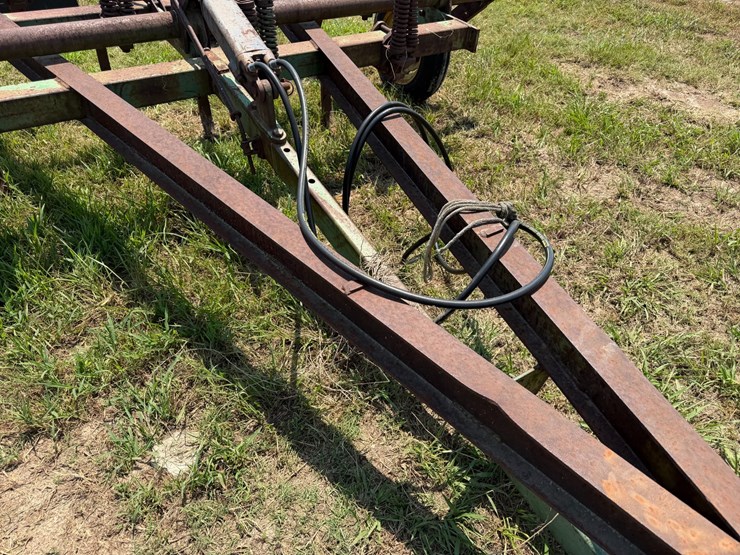 john-deere-100-image-27