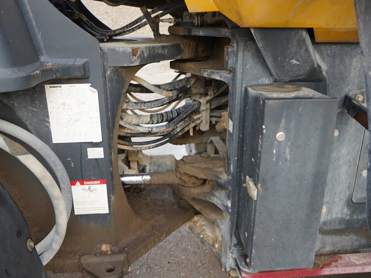 2012-komatsu-wa470-6-image-42
