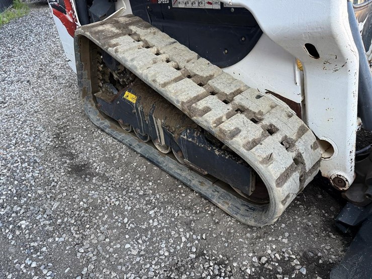 2021-bobcat-t64-image-12