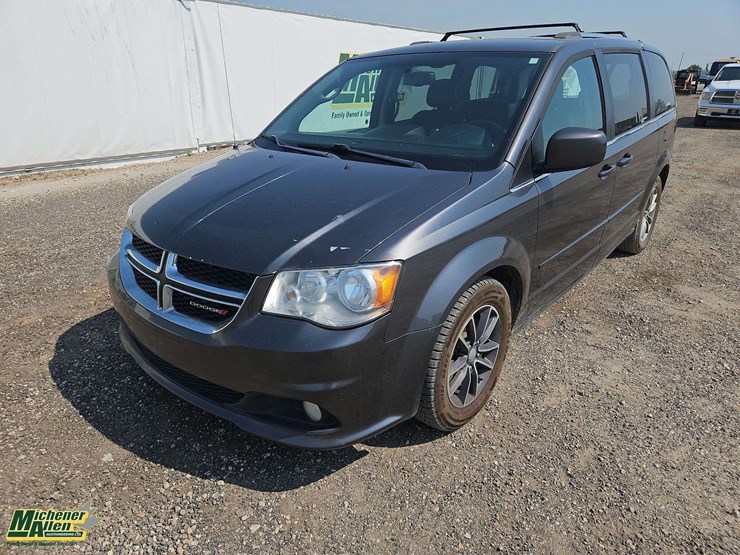 2016-dodge-grand-caravan-image-1