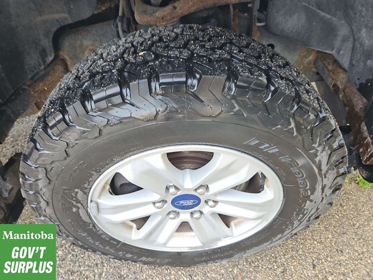 2015-ford-6.5-ft-image-12
