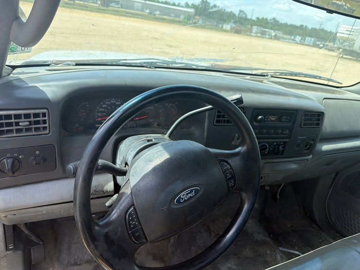 2004-ford-f250-image-9