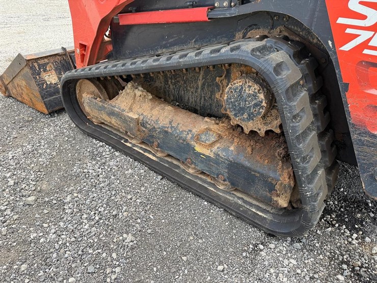 kubota-svl75-2-image-16