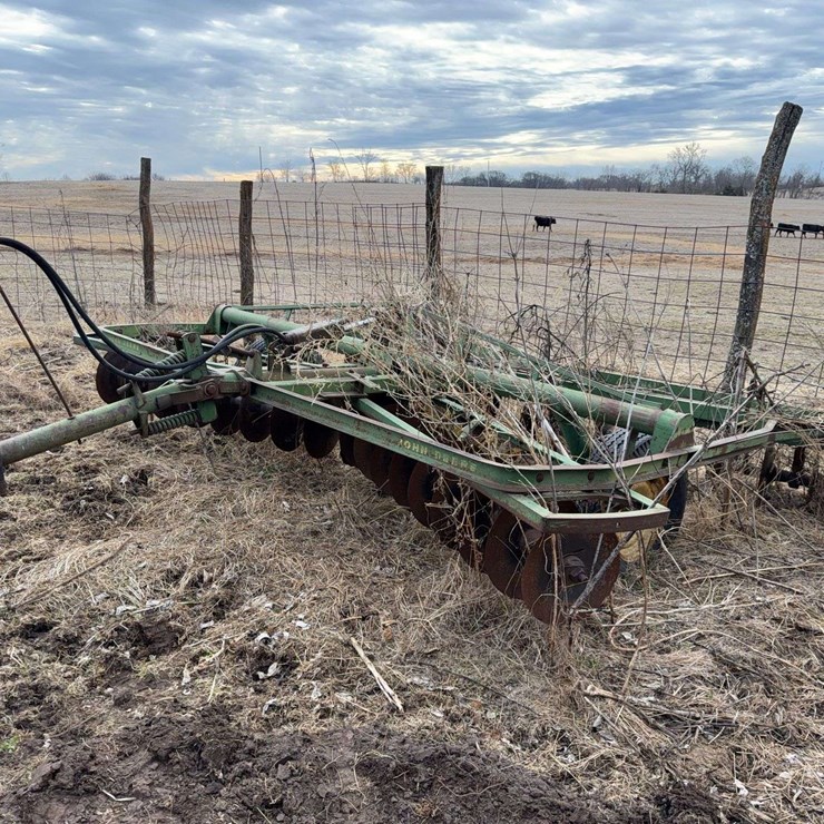 JOHN DEERE 11