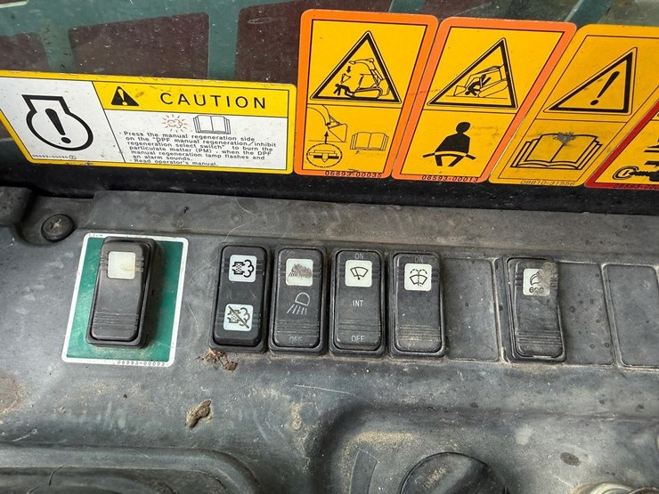 takeuchi-tl12r2-image-24