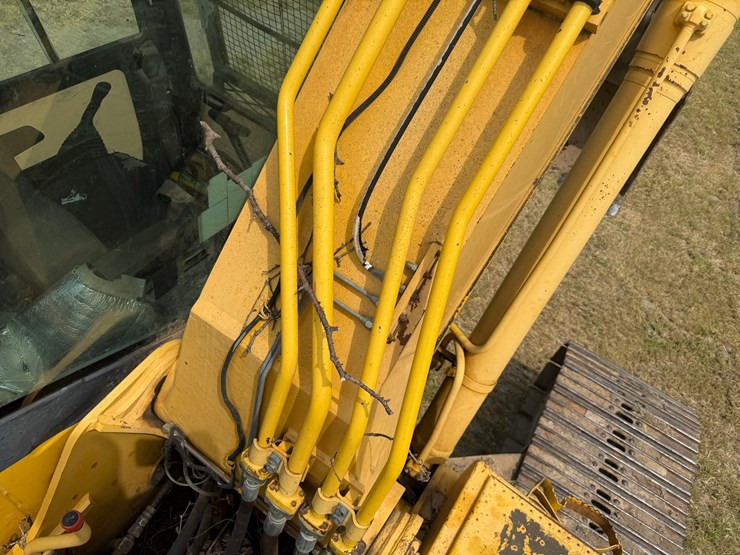 komatsu-pc200-image-69