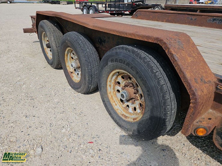 2015-load-trail-car-trailer-image-12