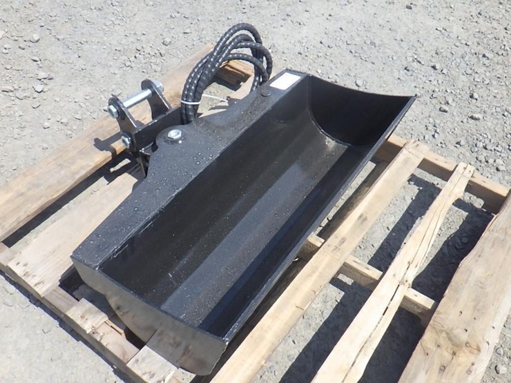tpm-hydraulic-excavator-tilt-bucket-32"-image-4