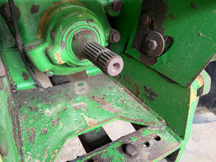 2000-john-deere-9300-image-5
