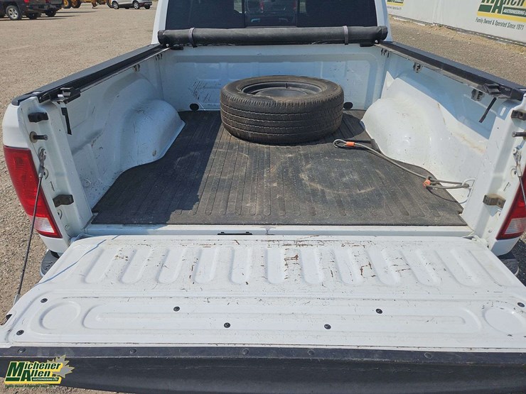 2010-dodge-ram-1500-image-22