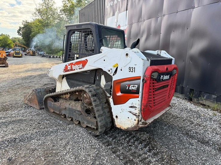 bobcat-t62-image-2