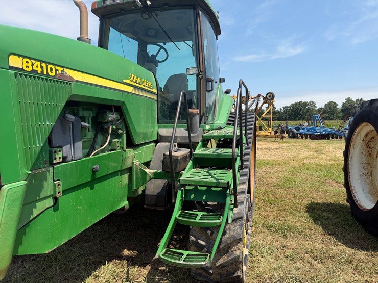 john-deere-8410t-image-71