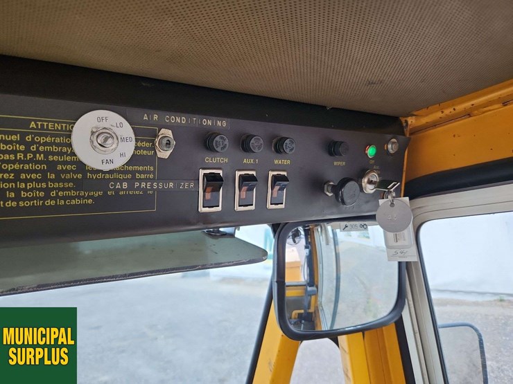 trackless-mt5t-image-35