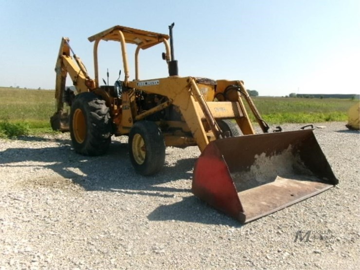 deere-300-image-4