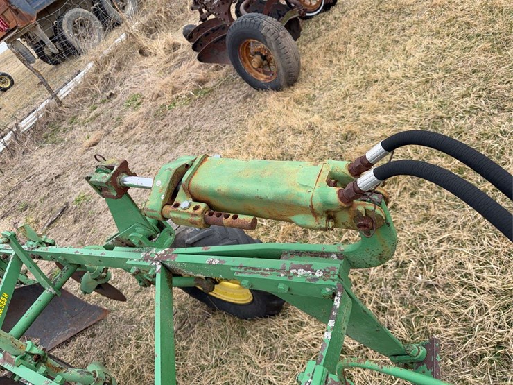 john-deere-555-image-12