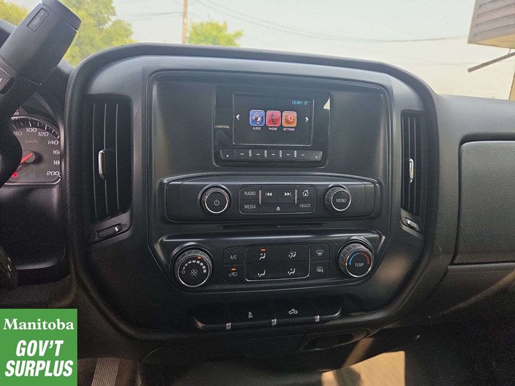 2014-chevrolet-silverado-1500-image-16