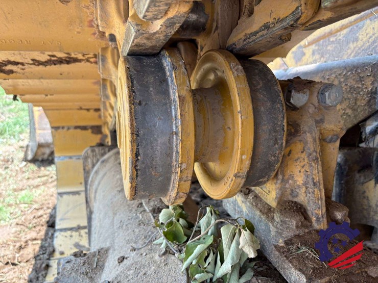 2015-caterpillar-d6t-lgp-image-46