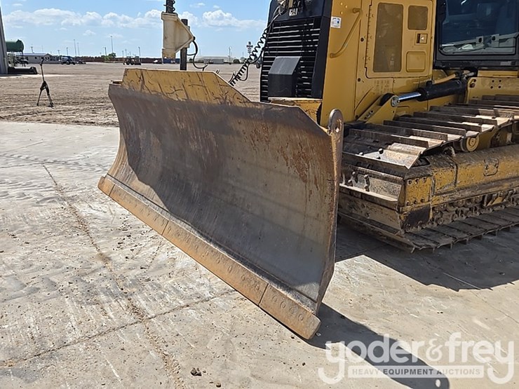 2020-caterpillar-d6k2-lgp-image-20