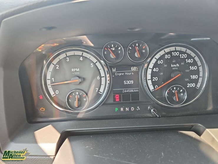 2010-dodge-ram-1500-image-6