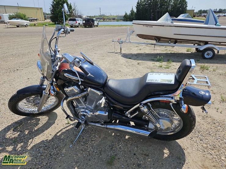 1996-suzuki-intruder-vs1400gl-image-7