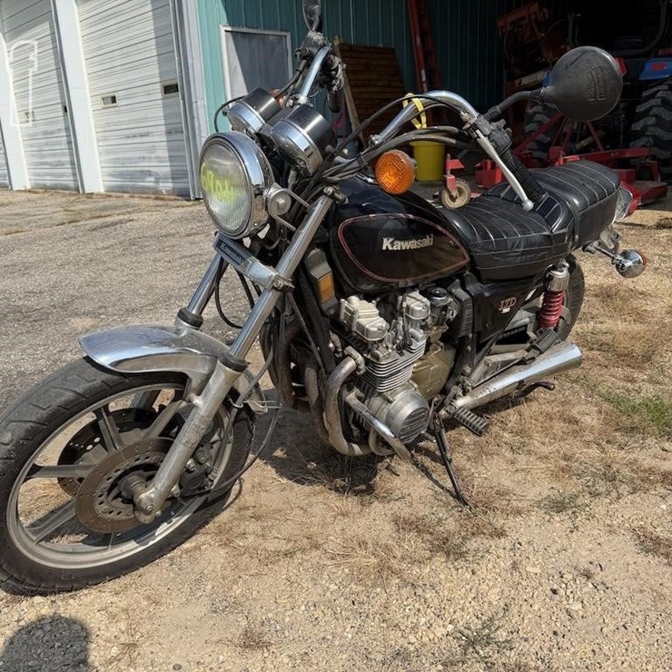 1981 KAWASAKI KZ750 6904