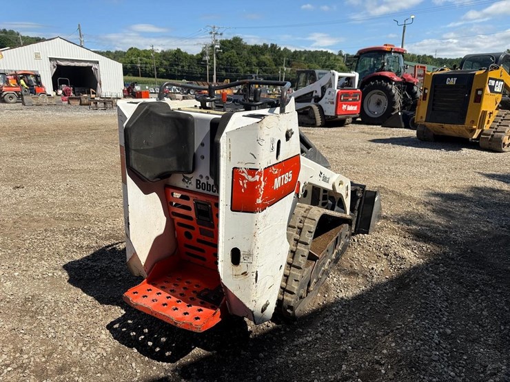 2020-bobcat-mt85-image-4