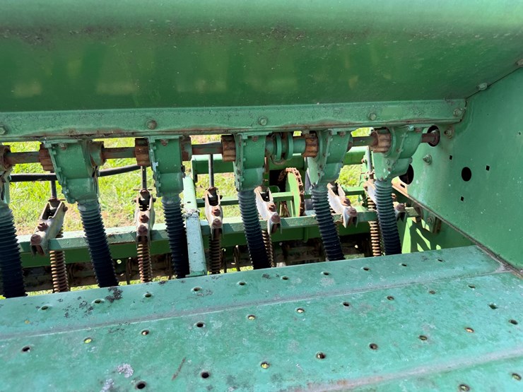 john-deere-15-image-15